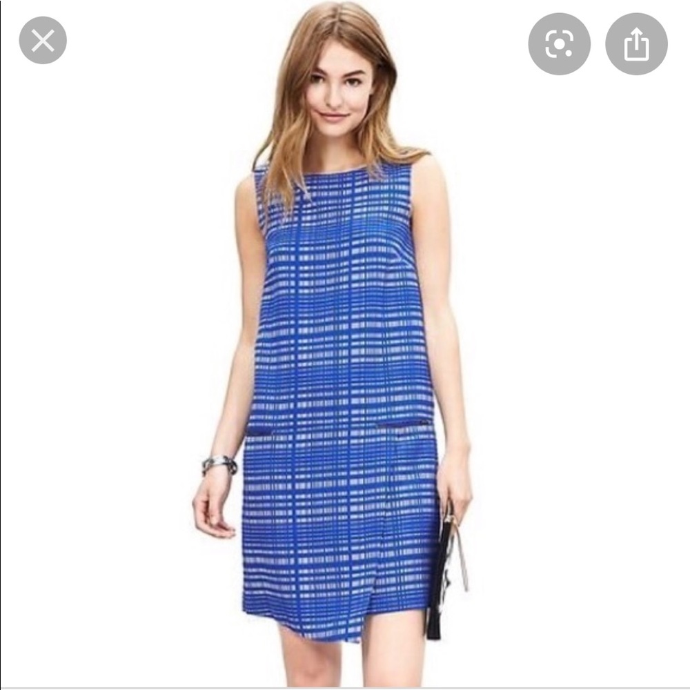Banana Republic mod style blue checked pockets